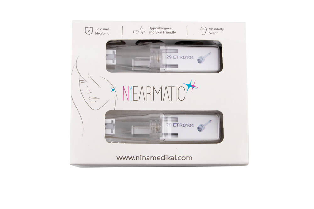 Niearmatic Medical Plastik Birthstar Crystal Regular Kulak Delme Küpesi 4mm