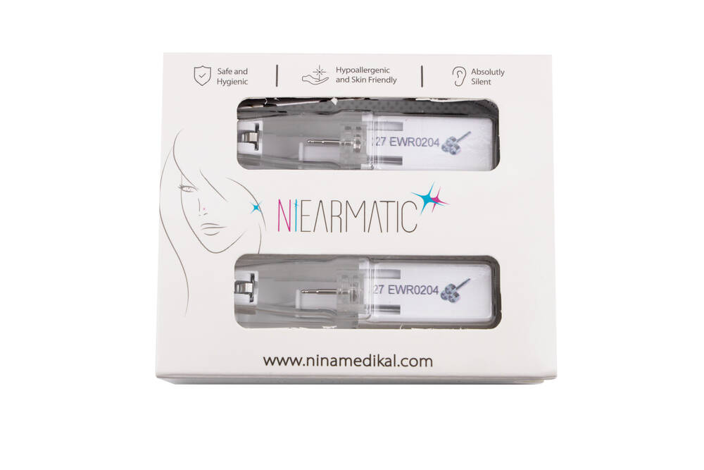 Niearmatic Trio White Crystal Regular Kulak Delme Küpesi 4mm